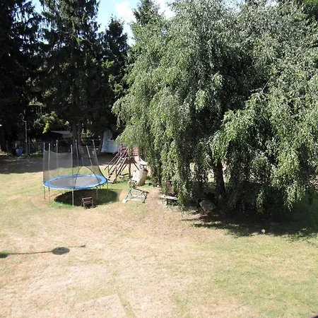 דירה Lakeside Getaway With Family Amenities